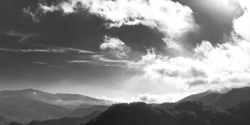 华夏工业遗产旅游探索：从鞍山钢铁到798艺术区的蜕变之旅